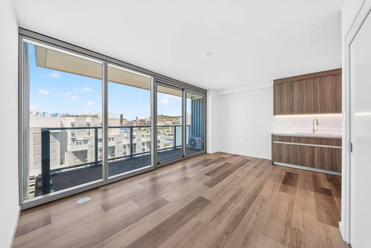 Condo for rent at 1500 Rycroft St #1410, Honolulu, HI 96814