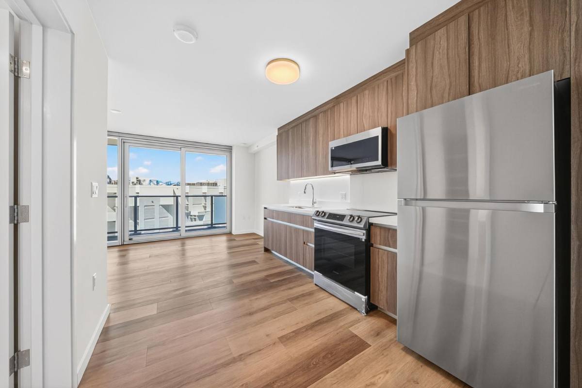 Condo for rent at 1500 Rycroft St #1410, Honolulu, HI 96814