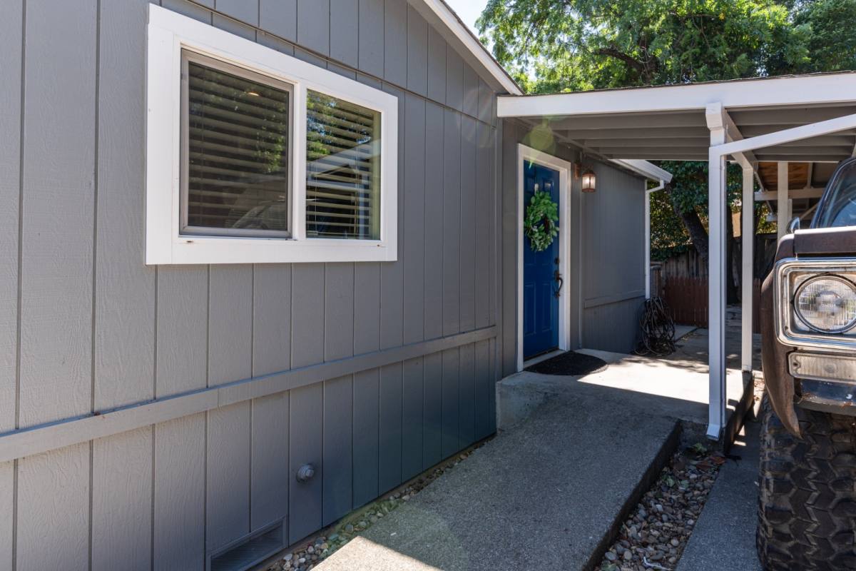 House for rent at 300 Ioli Ranch Circle C, Cloverdale, CA 95425