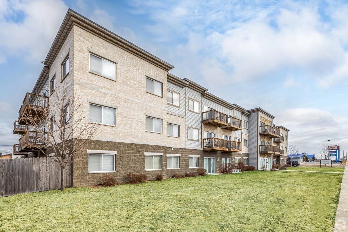 Apartment for rent at 1900 W Layton Ave #310, Milwaukee, WI 53221