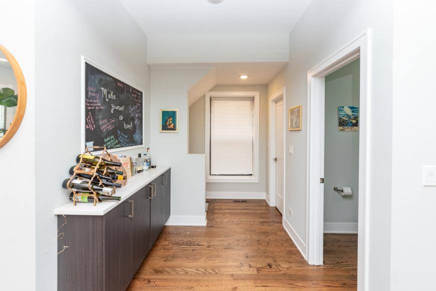 Apartment for rent at 1472 W Summerdale #1F, Chicago, IL 60640