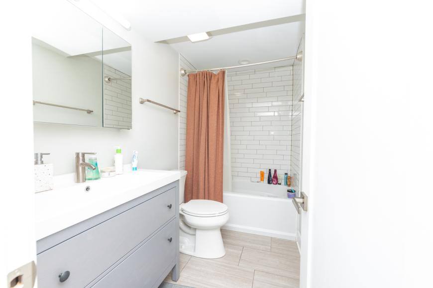 Apartment for rent at 1472 W Summerdale #1F, Chicago, IL 60640