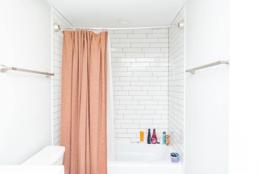 Apartment for rent at 1472 W Summerdale #1F, Chicago, IL 60640