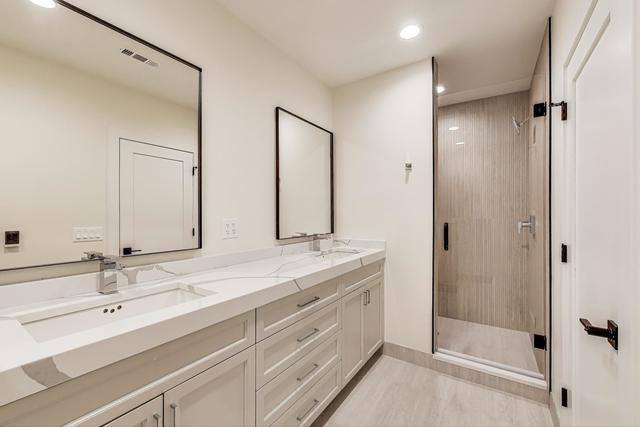 Apartment for rent at 5019 N Lincoln Ave #2N, Chicago, IL 60625