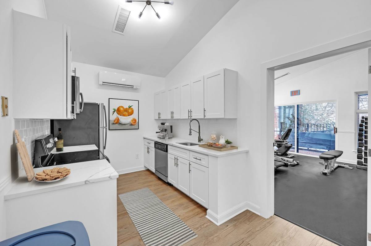 Apartment for rent at Eagle Rock at Swampscott, 100 Vantage Terrace, Swampscott, MA 01907