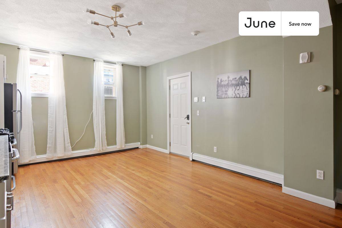 Apartment for rent at 36 N Bennet St #1, Boston, MA 02113