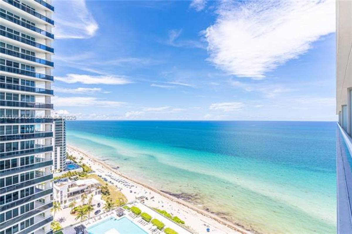Apartment for rent at 1830 S Ocean Dr, Hallandale, FL 33009