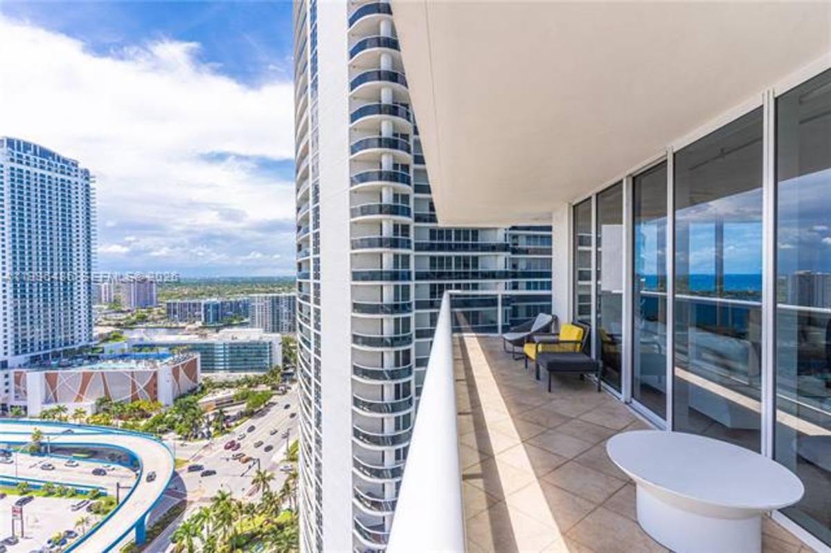 Apartment for rent at 1830 S Ocean Dr, Hallandale, FL 33009