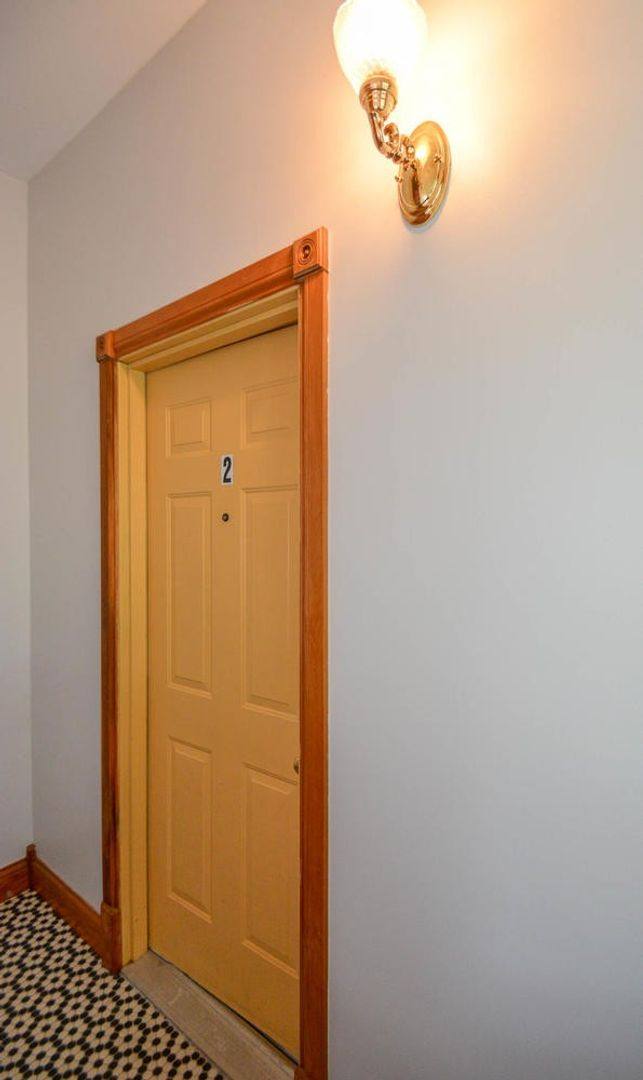 Apartment for rent at 536 N Lincoln St, Bloomington, IN 47408