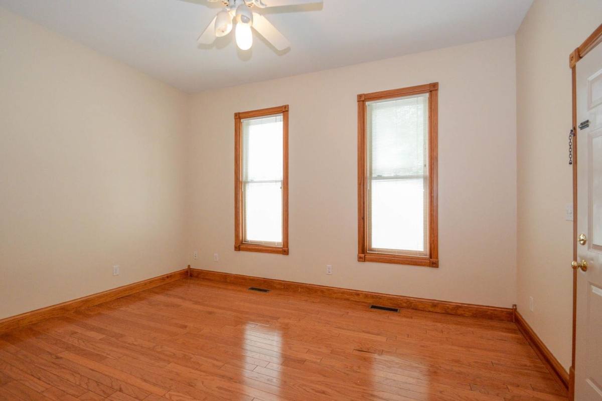 Apartment for rent at 536 N Lincoln St, Bloomington, IN 47408
