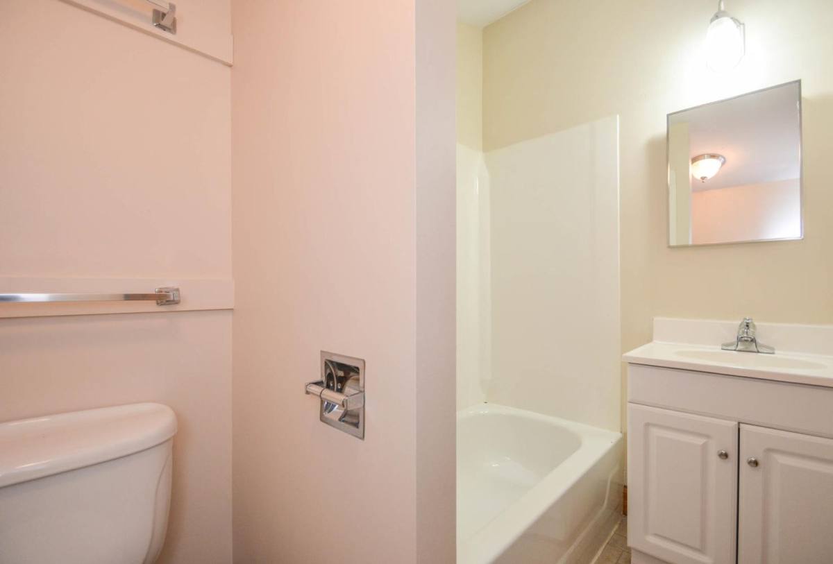 Apartment for rent at 536 N Lincoln St, Bloomington, IN 47408