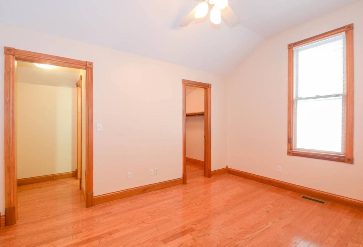 Apartment for rent at 536 N Lincoln St, Bloomington, IN 47408