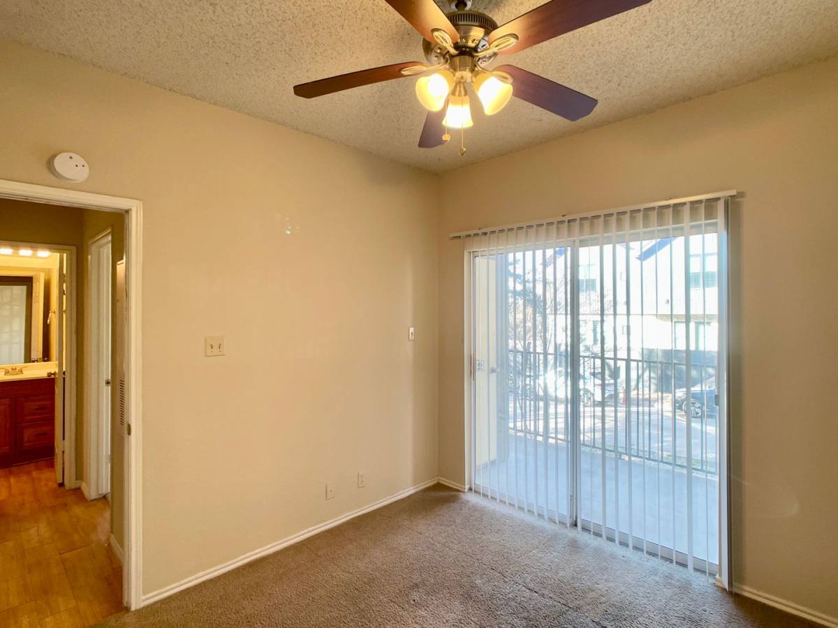 Apartment for rent at 914 W 26th, Austin, TX 78705