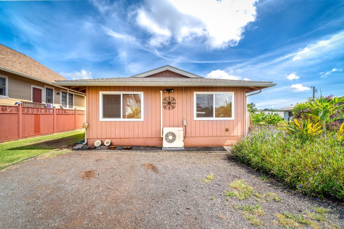 House for rent at 219 Crest Ave, Wahiawa, HI 96786