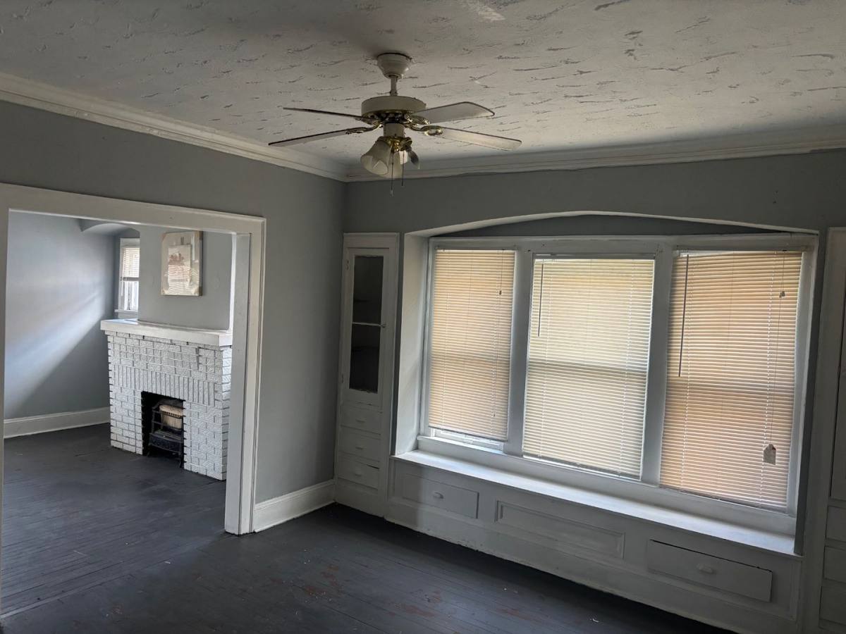 Apartment for rent at 12702 Iowa Ave, Cleveland, OH 44108