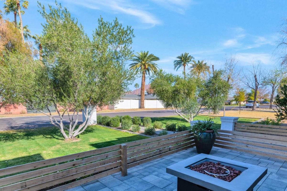 House for rent at 4147 E Clarendon Ave, Phoenix, AZ 85018