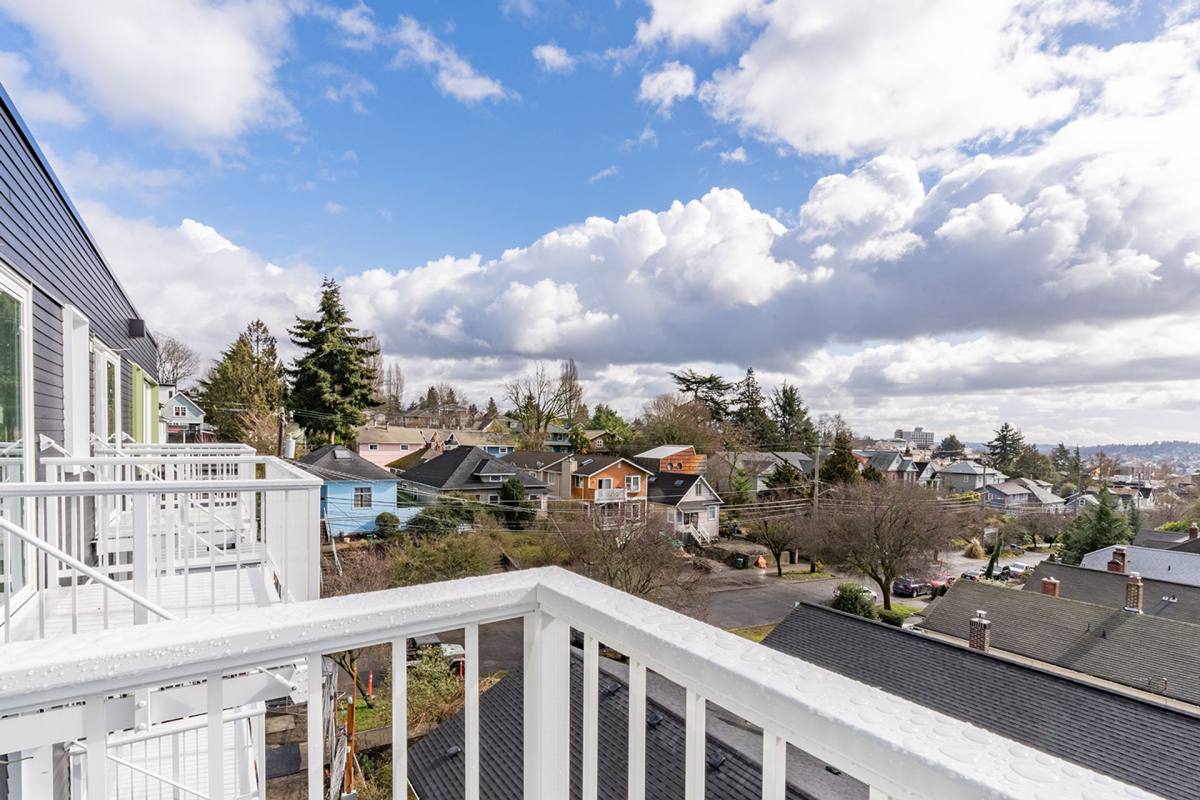Apartment for rent at 355 15th Ave, Seattle, WA 98122
