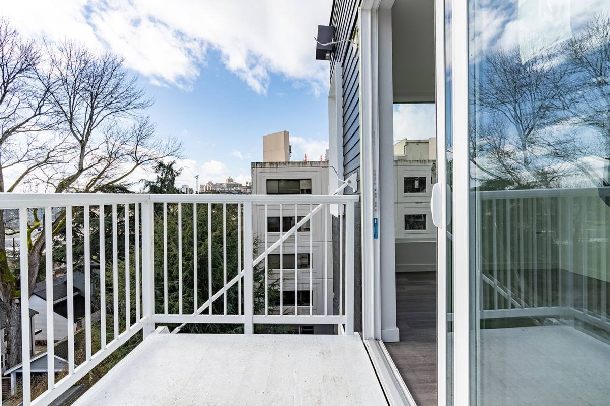 Apartment for rent at 355 15th Ave, Seattle, WA 98122