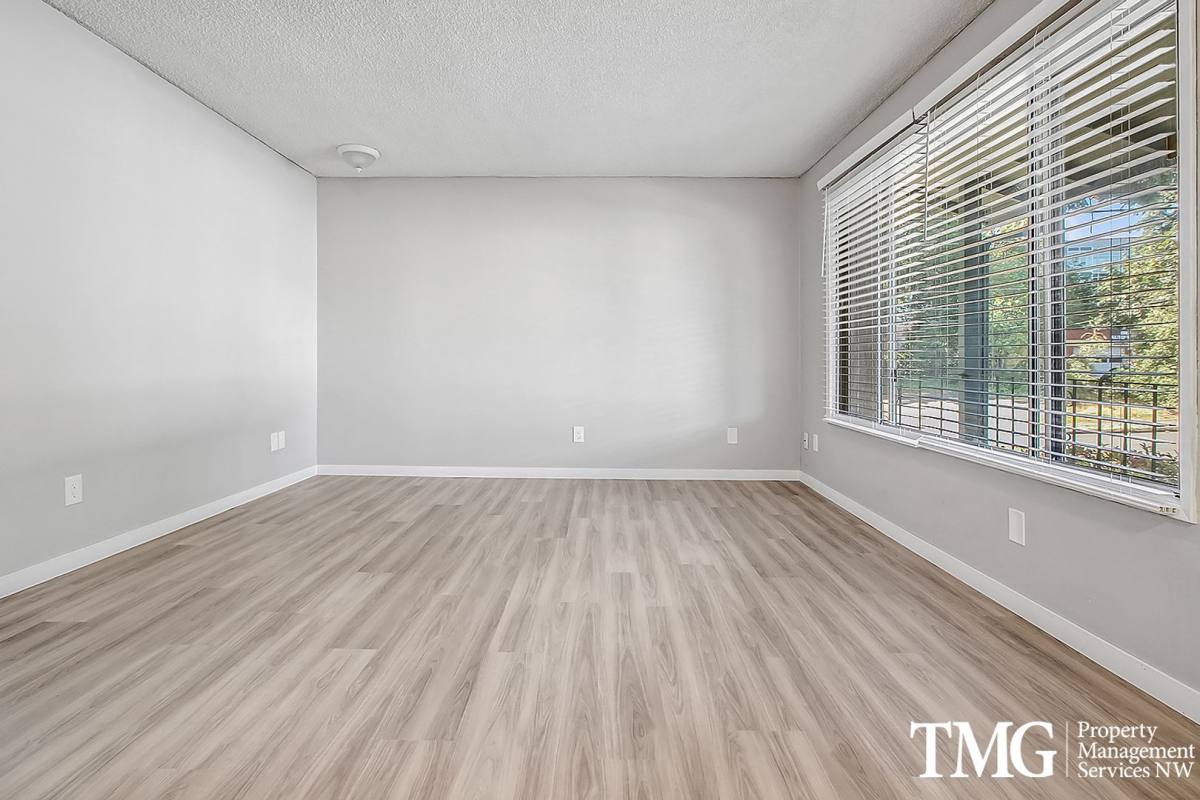 Apartment for rent at 2008 - 2010 E Fourth Plain Blvd, Vancouver, WA 98661