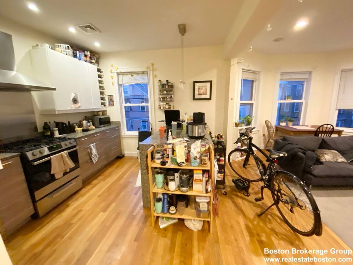 Apartment for rent at 5 Oswald St #30, Roxbury Crossing, MA 02120