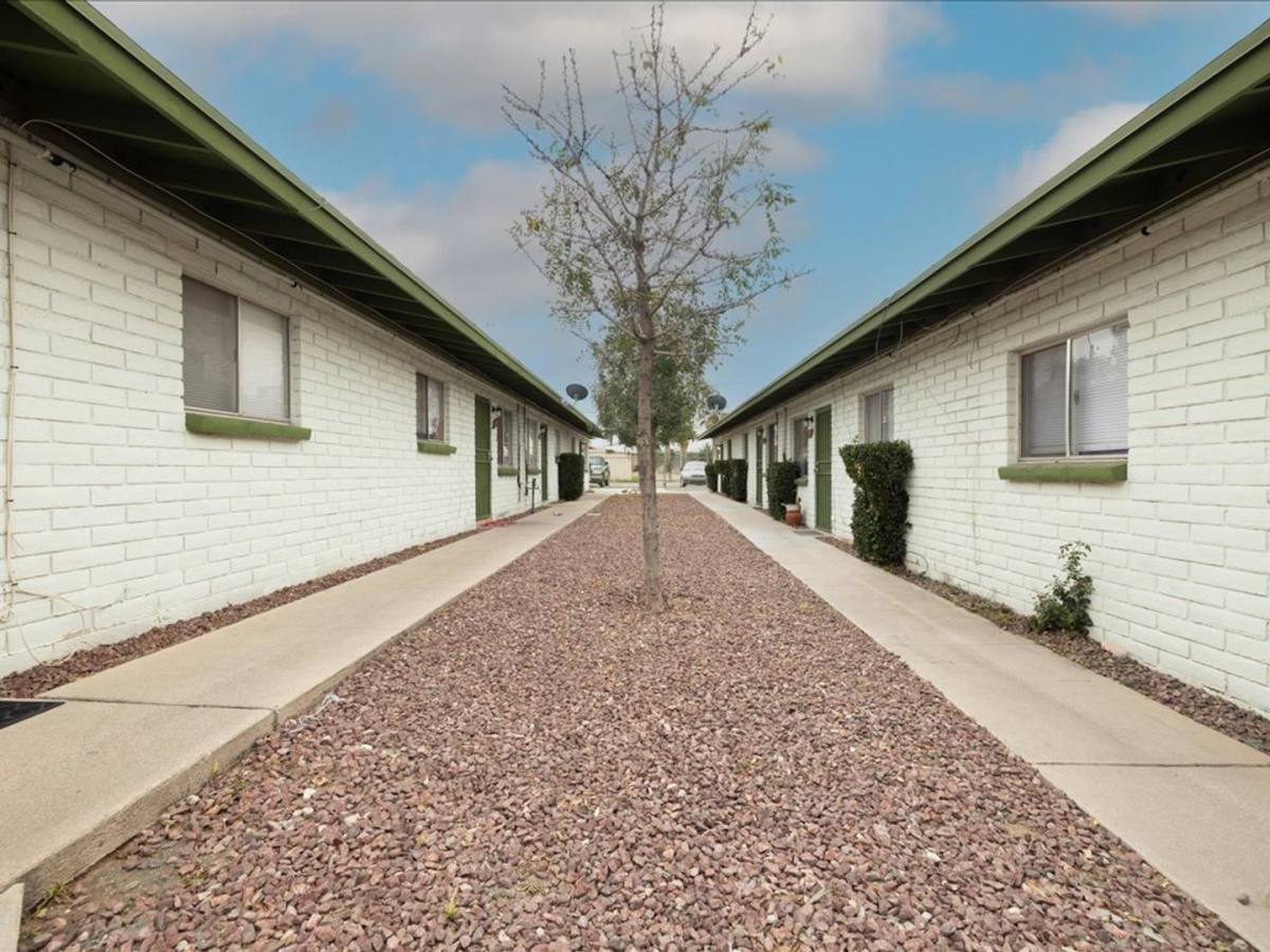 Townhouse for rent at 217-231 W Rillito St, Tucson, AZ 85705