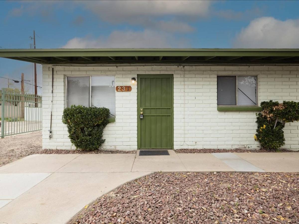 Townhouse for rent at 217-231 W Rillito St, Tucson, AZ 85705