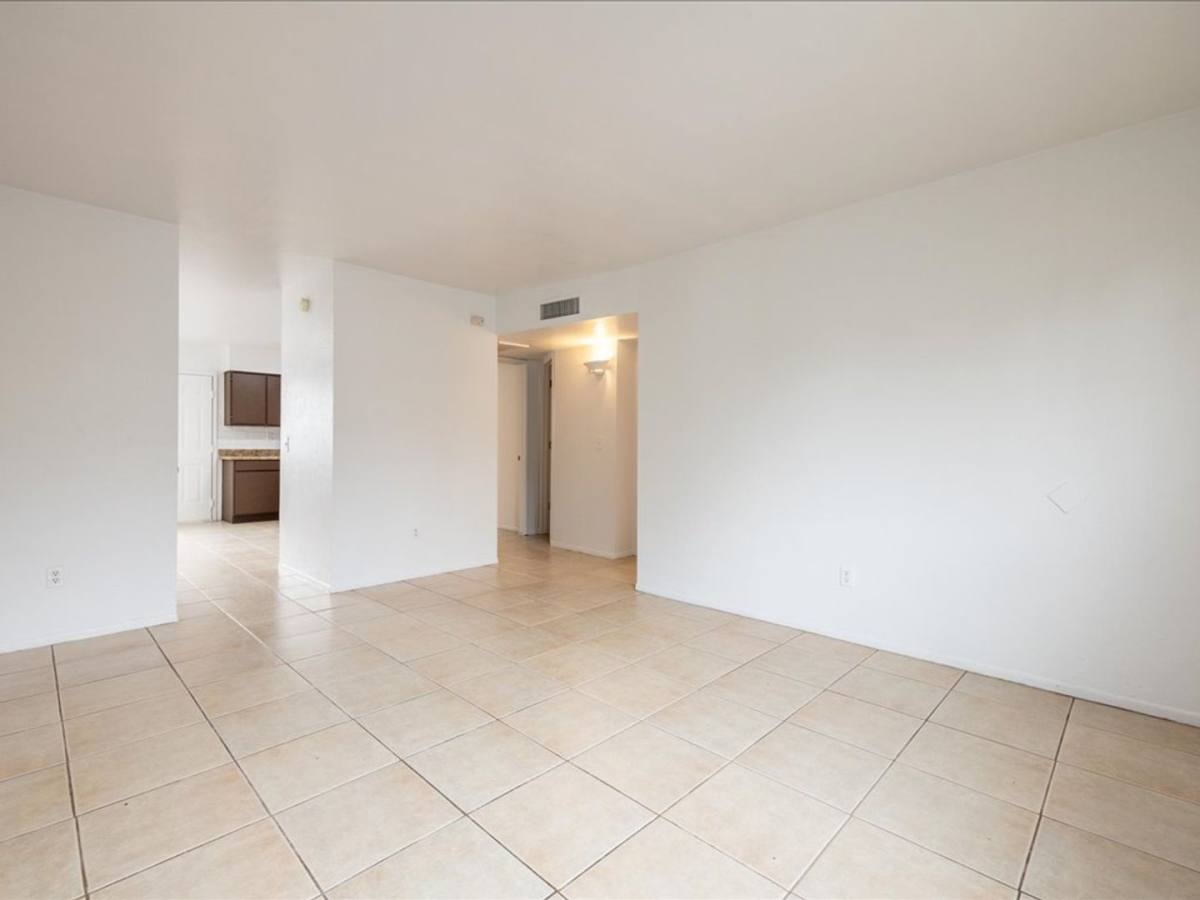 Townhouse for rent at 217-231 W Rillito St, Tucson, AZ 85705