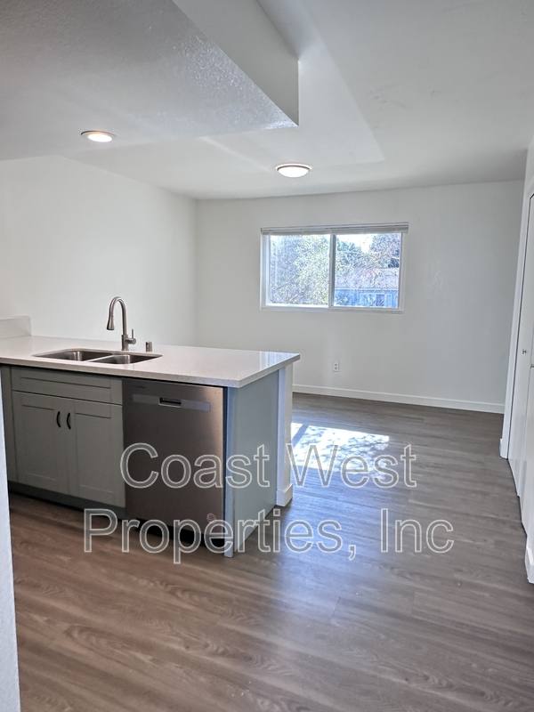 Townhouse for rent at 1174 Cypress Ave, Imperial Beach, CA 91932