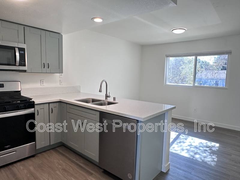 Townhouse for rent at 1174 Cypress Ave, Imperial Beach, CA 91932
