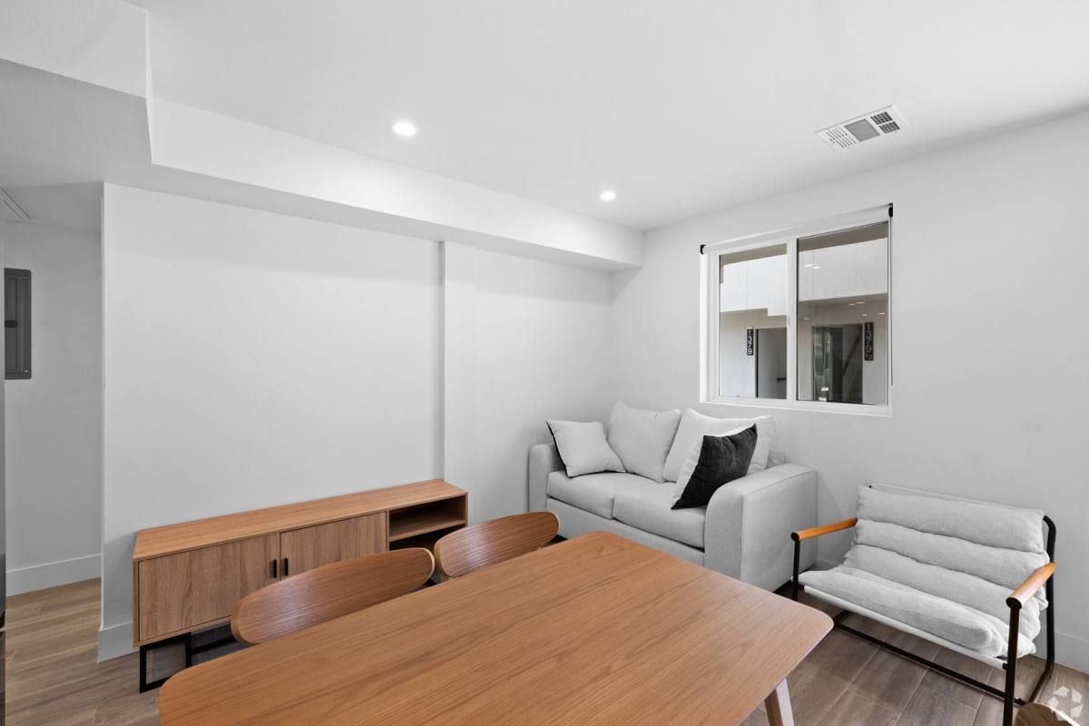 Apartment for rent at 1270 Rolland Curtis, Los Angeles, CA 90037