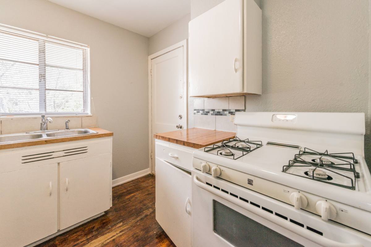 Apartment for rent at 2331 Cincinnati Ave, San Antonio, TX 78228