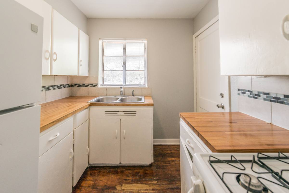 Apartment for rent at 2331 Cincinnati Ave, San Antonio, TX 78228