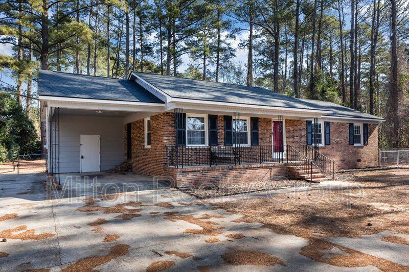 House for rent at 329 S McPherson Church, Fayetteville, NC 28303