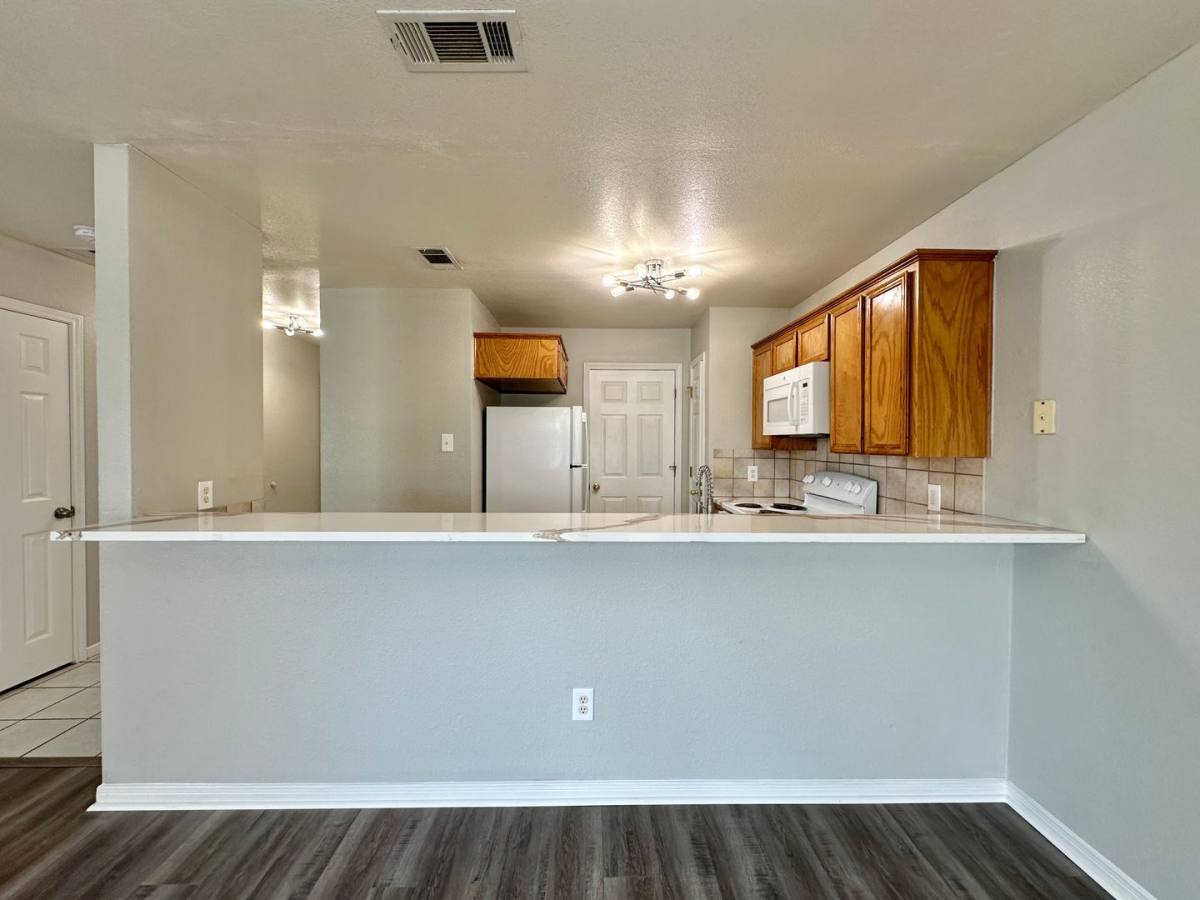 Townhouse for rent at 3709 Woodrow Dr, Killeen, TX 76549