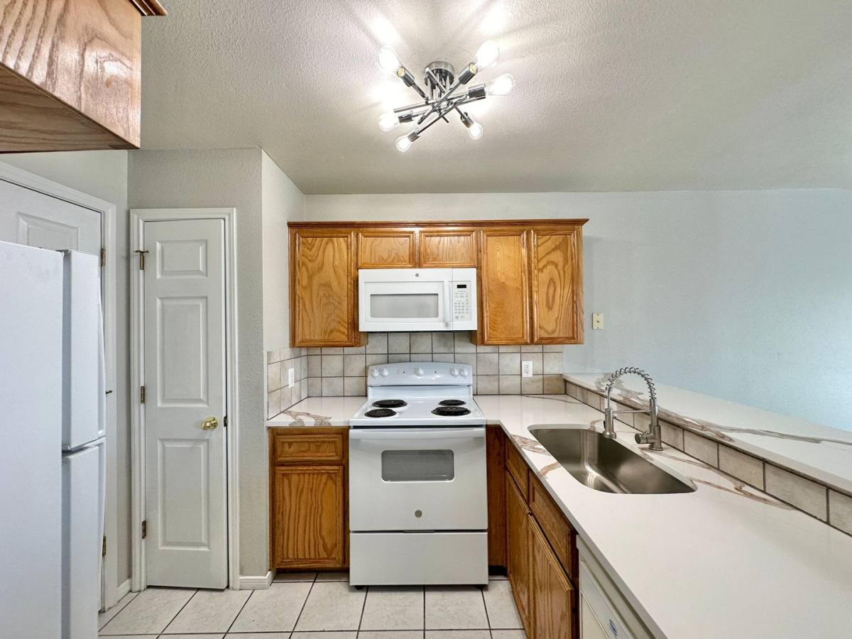 Townhouse for rent at 3709 Woodrow Dr, Killeen, TX 76549