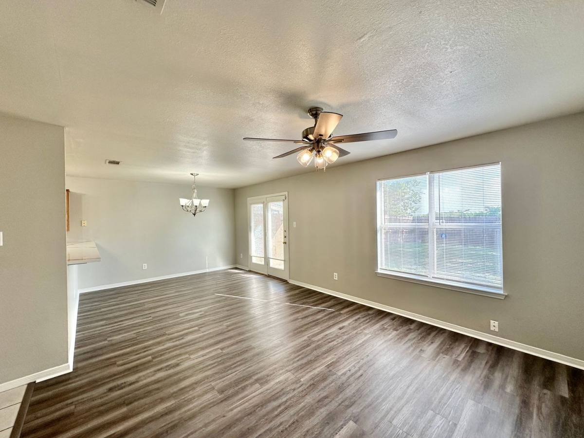 Townhouse for rent at 3709 Woodrow Dr, Killeen, TX 76549