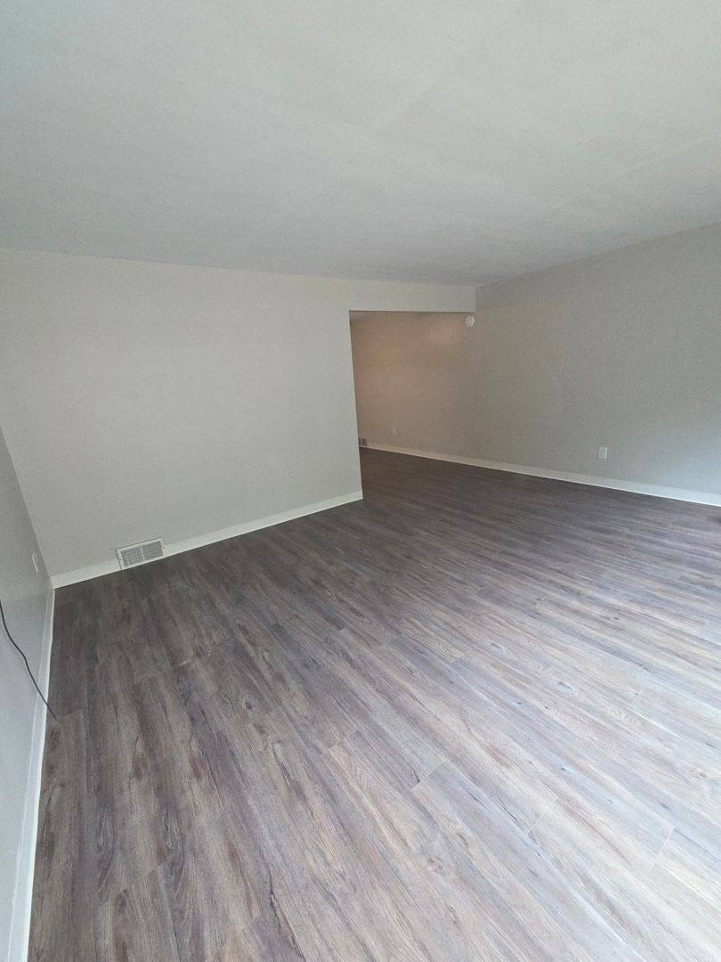 Apartment for rent at 930-944 Sleepy Hollow Rd, Pittsburgh, PA 15234