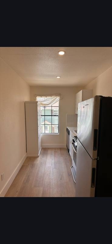 Apartment for rent at 410 Randall St #7, Pasadena, TX 77506