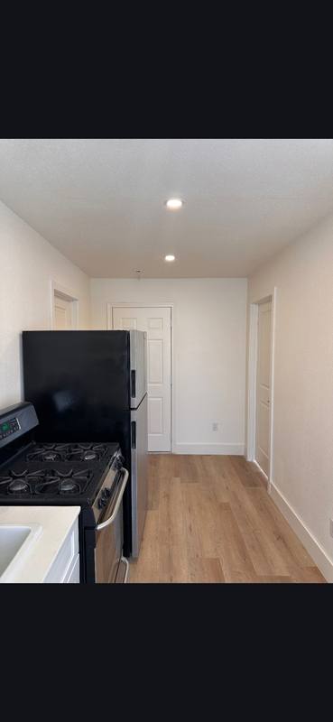 Apartment for rent at 410 Randall St #7, Pasadena, TX 77506