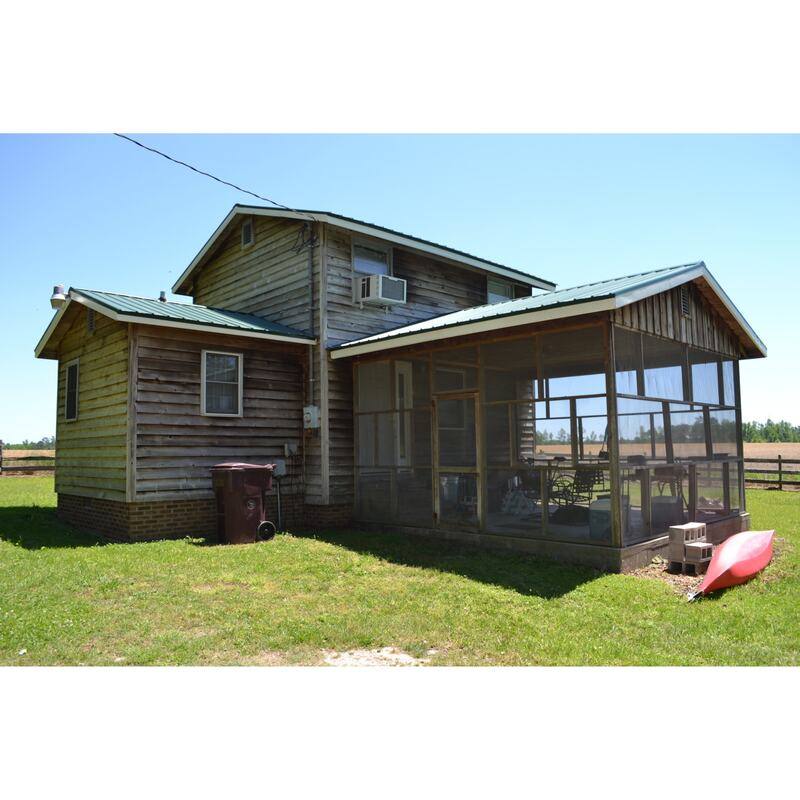 House for rent at 4041 Chadbourn Highway, Whiteville, NC 28472