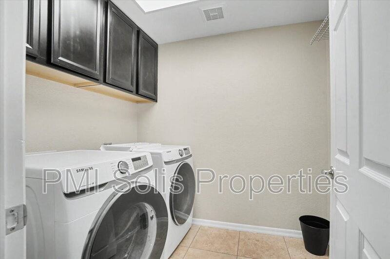 House for rent at 10198 E San Salvador Dr, Scottsdale, AZ 85258
