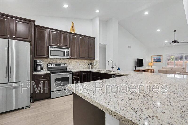 House for rent at 10198 E San Salvador Dr, Scottsdale, AZ 85258