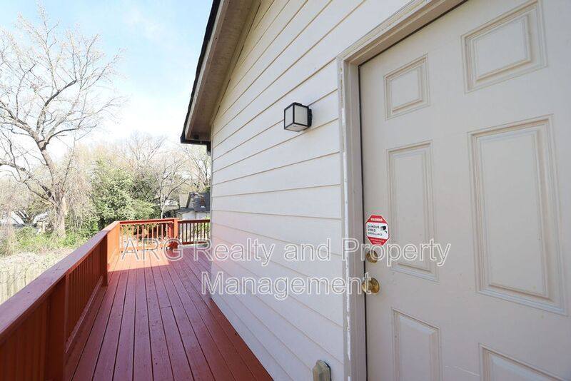 House for rent at 1095 Ira St SW, Atlanta, GA 30310