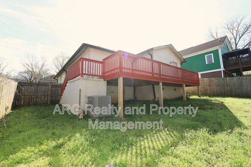 House for rent at 1095 Ira St SW, Atlanta, GA 30310