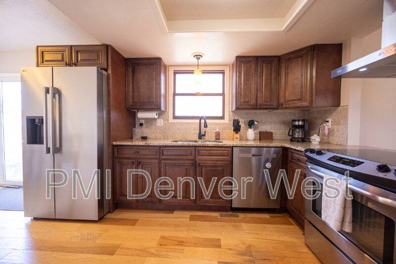 House for rent at 16821 E Hialeah Ave, Aurora, CO 80015