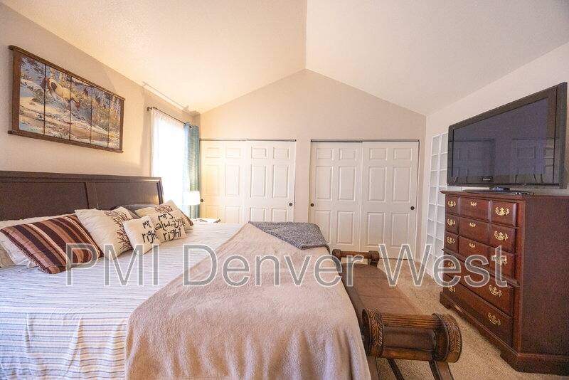 House for rent at 16821 E Hialeah Ave, Aurora, CO 80015