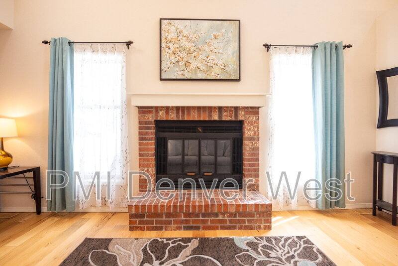 House for rent at 16821 E Hialeah Ave, Aurora, CO 80015