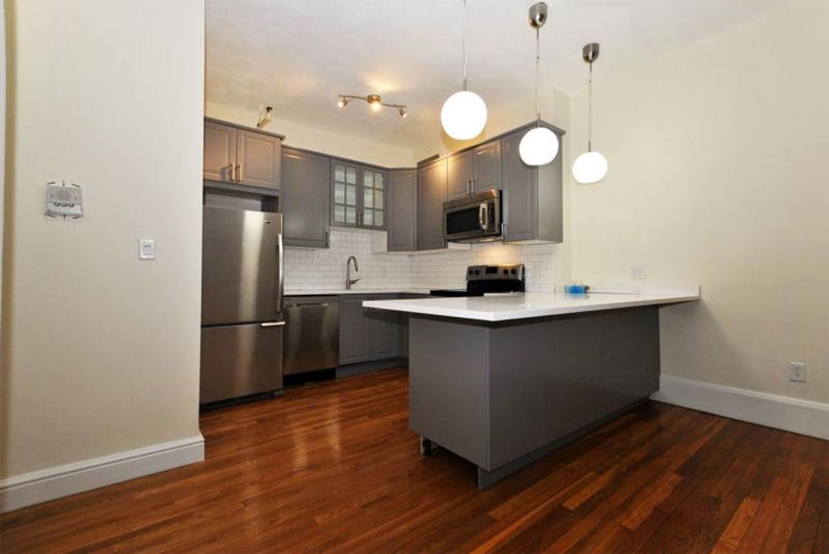 Apartment for rent at 922 Beacon St, Boston, MA 02215