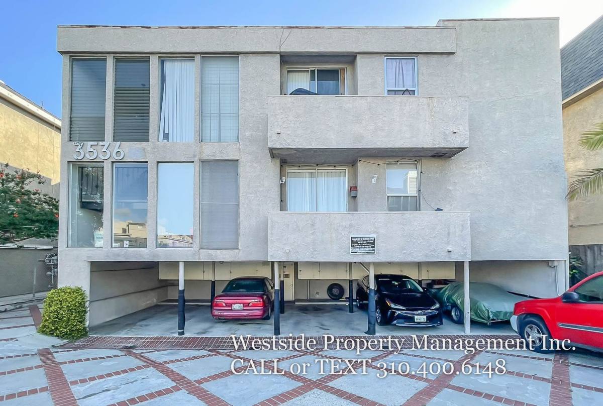 Apartment for rent at 3536 Hughes Ave #105, Los Angeles, CA 90034