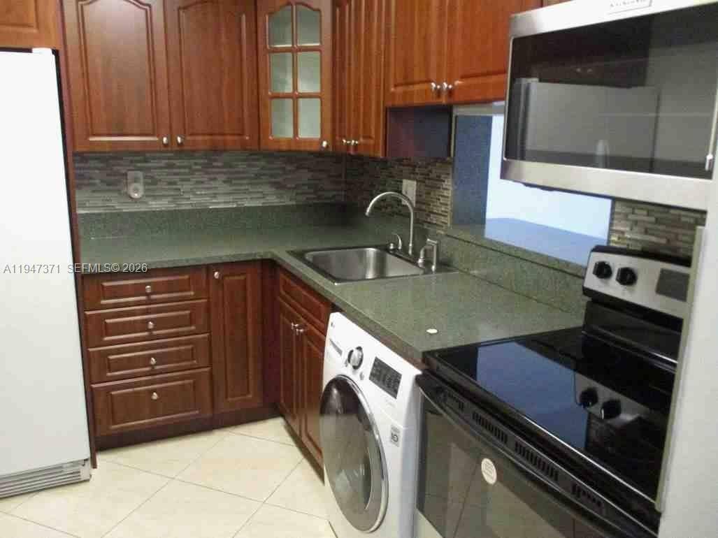 Apartment for rent at 5199 NW 7th St #309, Miami, FL 33126